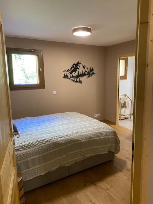 Gorgeous 2 Bedroom, 2 Full Bath, Ski In Apartment! Winner Of 2025 And 2024 Traveller Award! Morzine Eksteriør billede