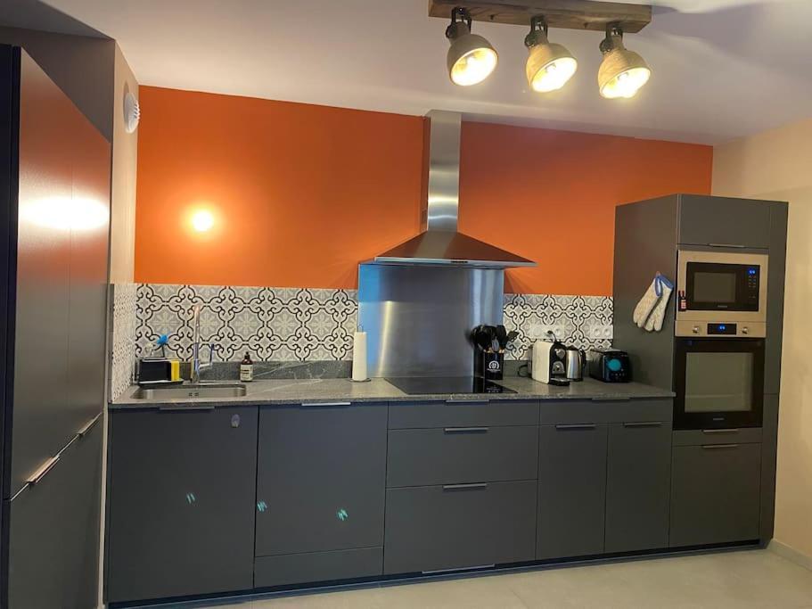 Gorgeous 2 Bedroom, 2 Full Bath, Ski In Apartment! Winner Of 2025 And 2024 Traveller Award! Morzine Eksteriør billede