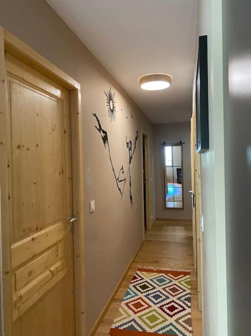 Gorgeous 2 Bedroom, 2 Full Bath, Ski In Apartment! Winner Of 2025 And 2024 Traveller Award! Morzine Eksteriør billede